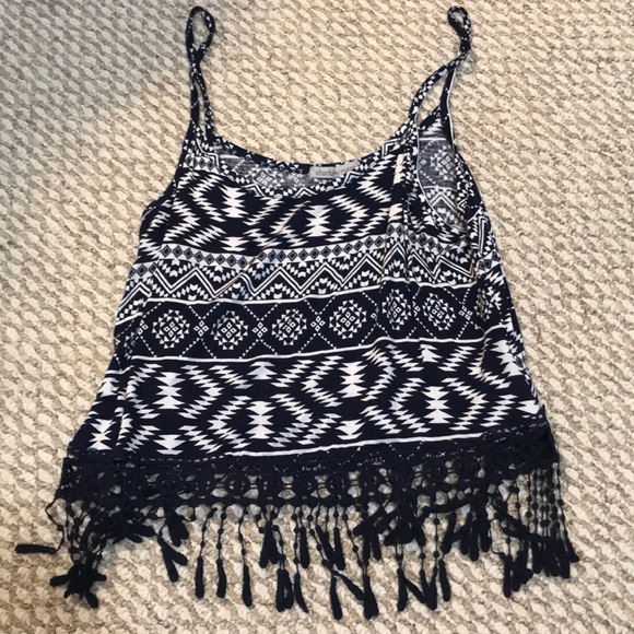 Crop top - Picture 1 of 1